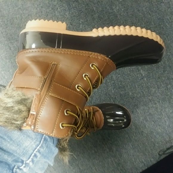 Tan Rain Waterproof Duck Boots | Last Restock - Picture 4 of 4